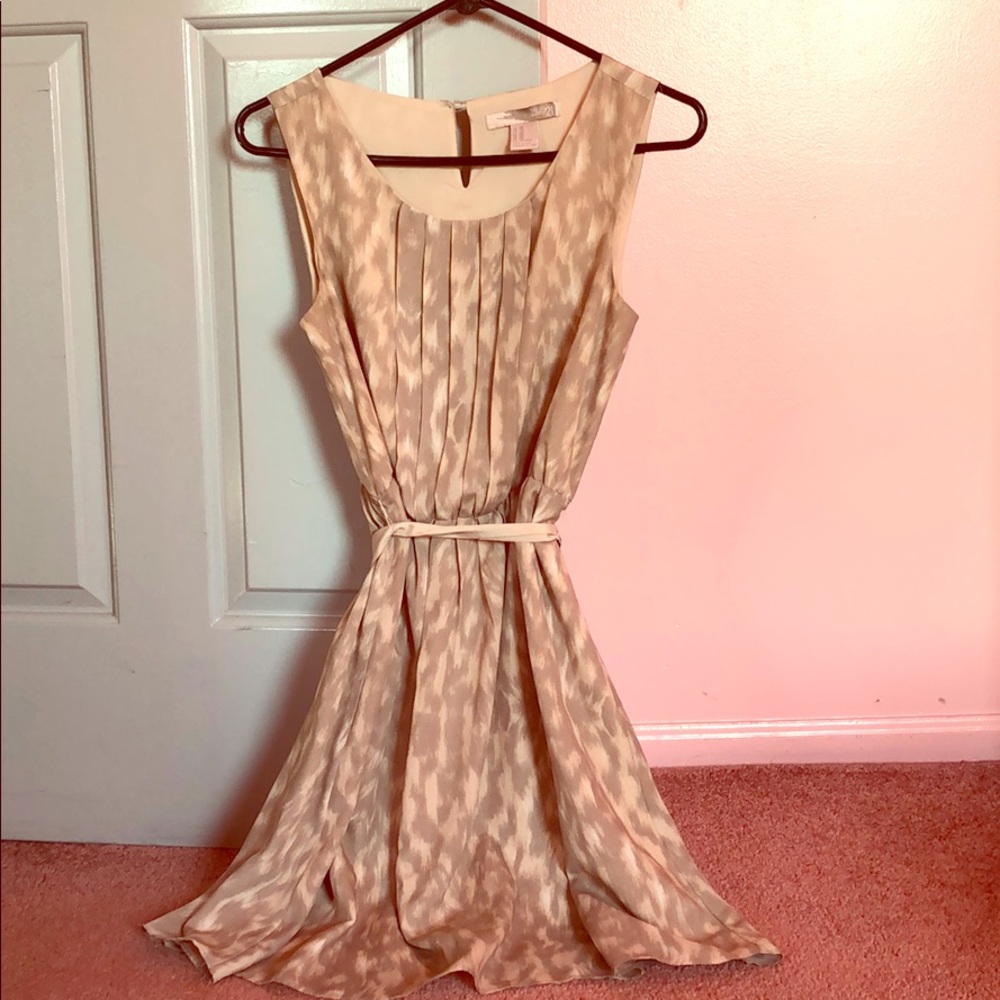 Like New XS tan/sand colored Dress!